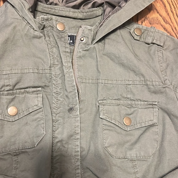 Jacket - Picture 2 of 7